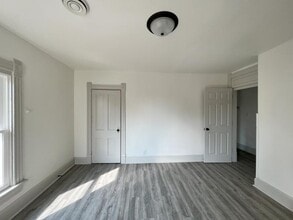 312 Pine St in Muscatine, IA - Building Photo - Building Photo