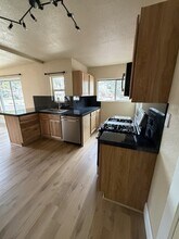 703 Country Club Dr in Prescott, AZ - Foto de edificio - Building Photo