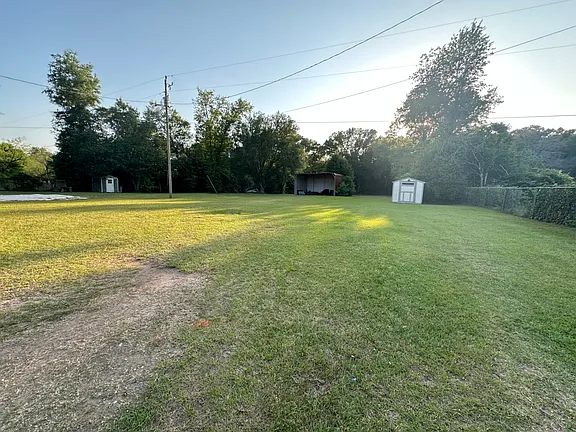 3511 Blue Springs Rd in Albany, GA - Building Photo - Building Photo