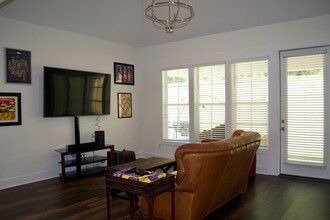 854 Village Dr in Opelika, AL - Building Photo - Building Photo