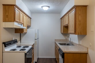 Clinton Manor Apartments in Harrison Township, MI - Building Photo - Interior Photo