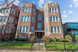 7928 S Wood St in Chicago, IL - Building Photo