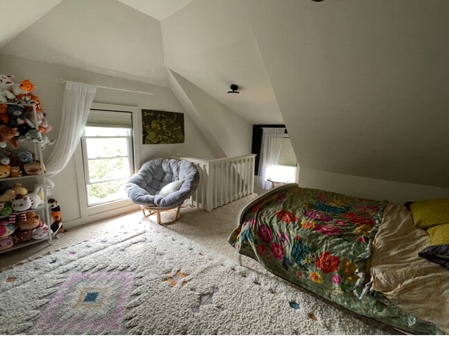 3568 N Cramer St, Unit 3568 Upper in Shorewood, WI - Building Photo - Building Photo