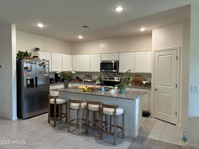 16671 W Christy Dr in Surprise, AZ - Building Photo - Building Photo
