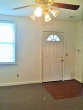 906 Martin St in Clarksville, TN - Building Photo - Building Photo