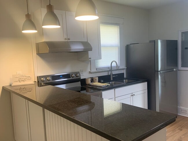 property at 407 S 17th St