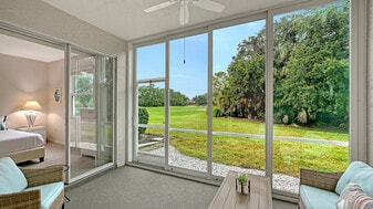 8750 Olde Hickory Ave, Unit 9109 in Sarasota, FL - Building Photo