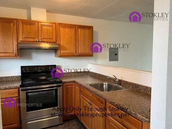 35 Roberts St in Bay Point, CA - Building Photo - Building Photo