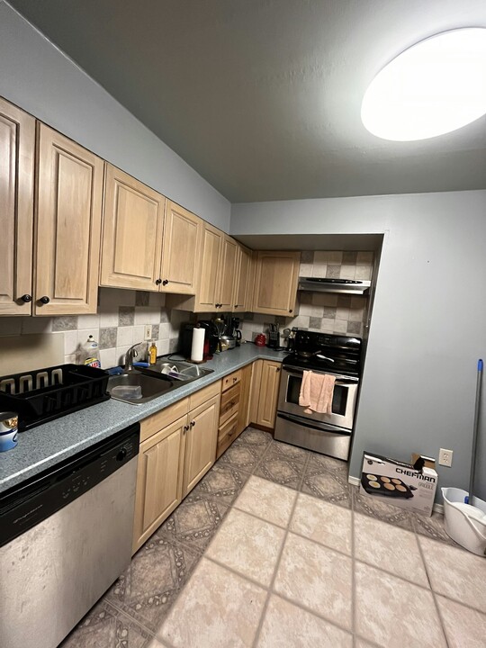 220 Linden St in Scranton, PA - Building Photo