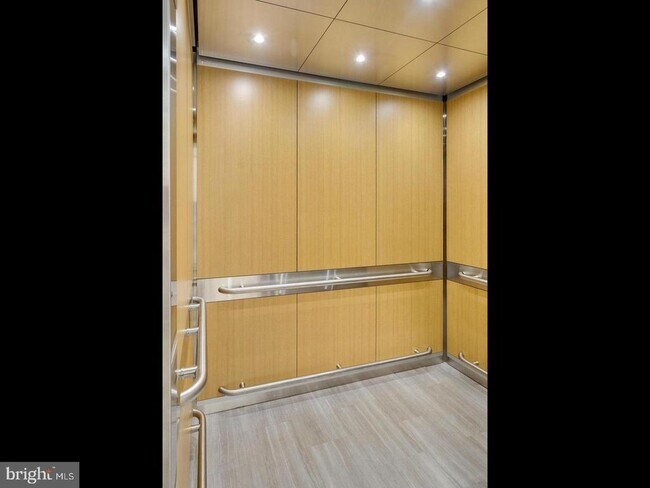 property at 4141 Henderson Rd