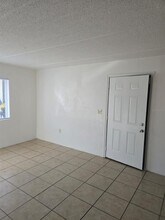 1216 Kennedy Rd in Daytona Beach, FL - Building Photo - Building Photo