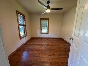 23 S Main St in Falls City, OR - Building Photo - Building Photo