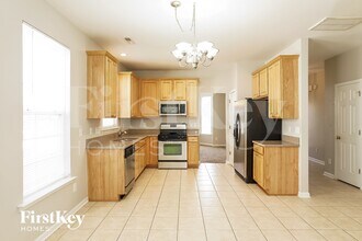 6101 Elderbush Dr in Greensboro, NC - Building Photo - Building Photo