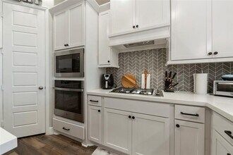 1112 Wandering Brook St in Magnolia, TX - Building Photo - Building Photo