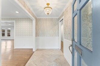 6158 Burgoyne Rd in Houston, TX - Building Photo - Building Photo