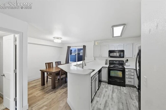 property at 2250 E La Salle St