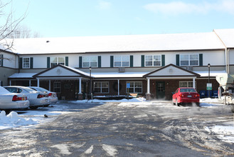 Wilton Commons in Gansevoort, NY - Building Photo - Building Photo