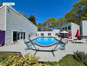 5 Lakewood Ln in Quogue, NY - Building Photo - Building Photo