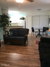 140 Uwapo Rd in Kihei, HI - Building Photo - Building Photo