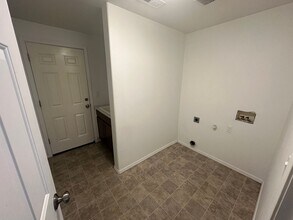 20067 Mt Hope Ln in Bend, OR - Foto de edificio - Building Photo