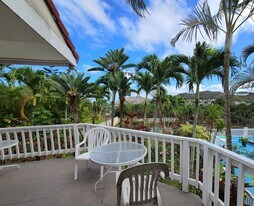 42-102 Aleka Pl in Kailua, HI - Building Photo