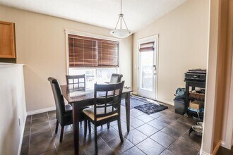 7502 Westpointe Dr in Grande Prairie, AB - Building Photo - Building Photo