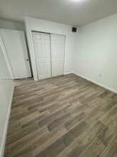 6901 SW 22nd St-Unit -0 in Miami, FL - Building Photo - Building Photo