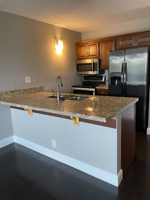 property at 2701 Riverside Dr