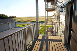 Valleyview Apartments in Minot, ND - Building Photo - Building Photo