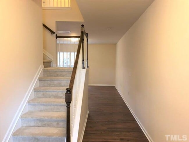 1217 Nightshade Dr in Durham, NC - Foto de edificio - Building Photo