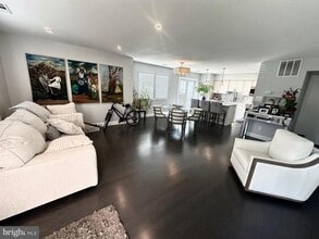 20010 Appledowre Cir in Germantown, MD - Building Photo - Building Photo