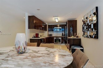 6899 Collins Ave-Unit -1006 in Miami Beach, FL - Building Photo - Building Photo