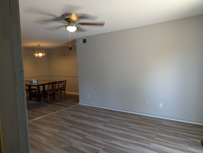 property at 1092 Armstrong Mill Rd