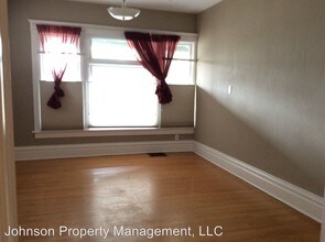 303 E Indiana Ave in Spokane, WA - Building Photo - Building Photo