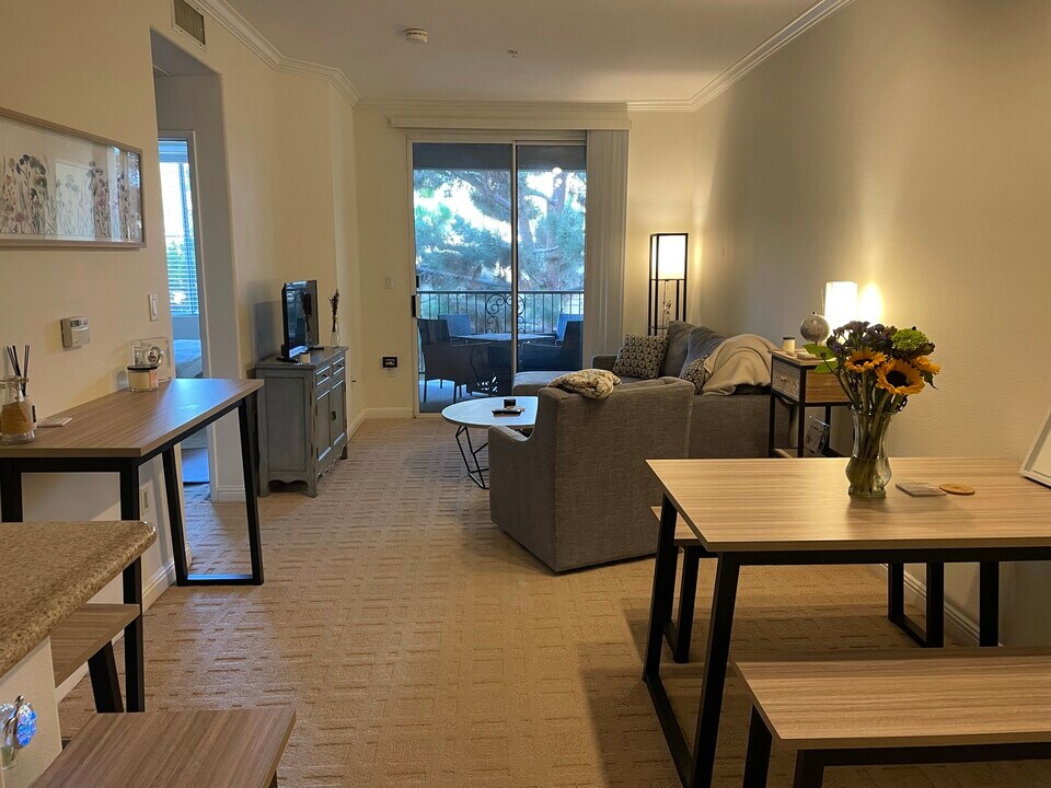 2312 Watermarke Pl, Unit 2312 in Irvine, CA - Building Photo