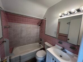 123 Anson St in Bridgeport, CT - Foto de edificio - Building Photo