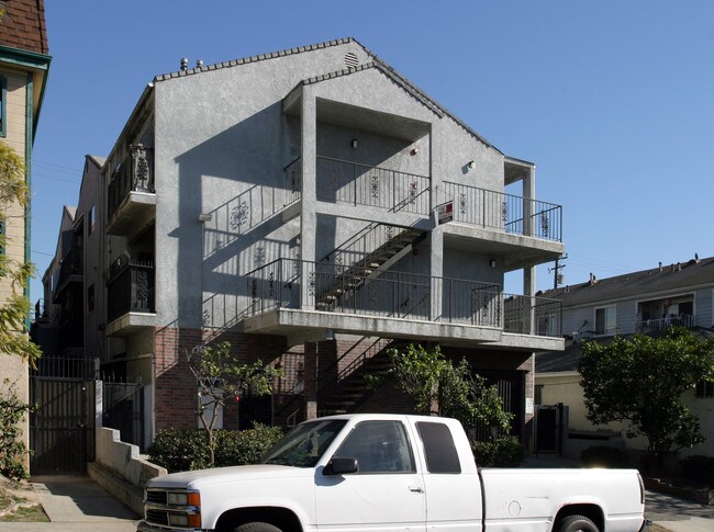 1520 Freeman Ave in Long Beach, CA - Building Photo - Building Photo