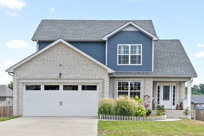 property at 784 Crestone Ln
