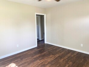 2020 35th St in Lubbock, TX - Building Photo - Building Photo