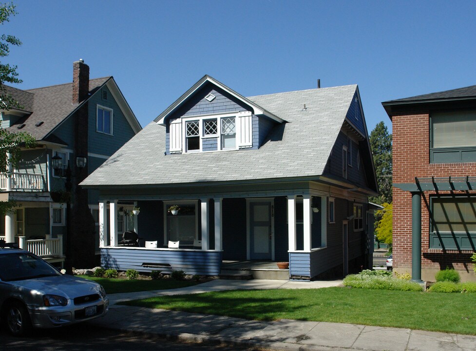 818 S Lincoln Pl in Spokane, WA - Foto de edificio