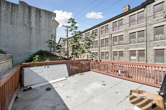 2548 N 27th St, Unit 2 in Philadelphia, PA - Building Photo - Building Photo