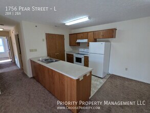 1756 Pear St in Harrisonburg, VA - Building Photo - Building Photo