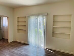 Westwood Plaza Apartments in Los Angeles, CA - Building Photo - Building Photo
