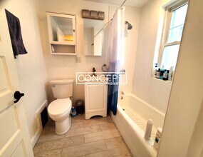 332 Beacon St, Unit 2 in Somerville, MA - Foto de edificio - Building Photo