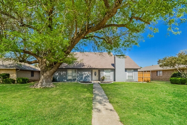 property at 1841 Tucson Dr