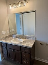 1046 Kate Ave in Fremont, NE - Building Photo - Building Photo