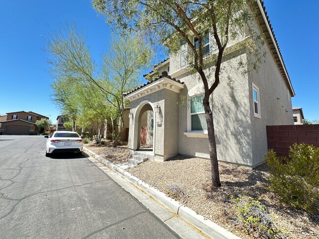 11067 Camden Bay St in Las Vegas, NV - Foto de edificio - Building Photo