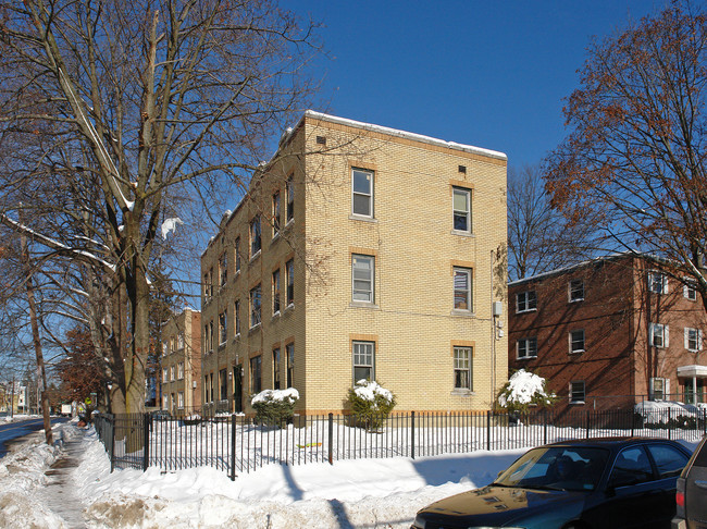 268 Hillside Ave in Hartford, CT - Building Photo - Building Photo