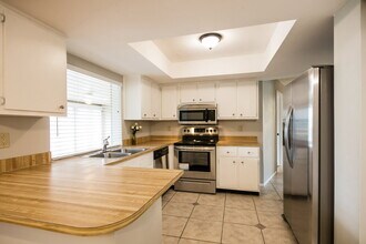 1314 SE 16th St in Cape Coral, FL - Foto de edificio - Building Photo