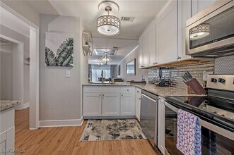 5314 Treetops Dr in Naples, FL - Building Photo - Building Photo